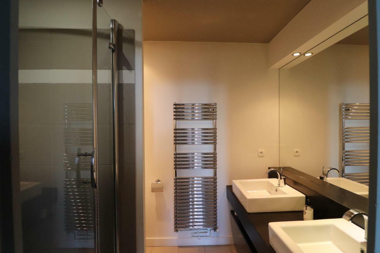 Le Doyenne - Entree Autonome - Hypercentre Bed & Breakfast Le Mans Bagian luar foto